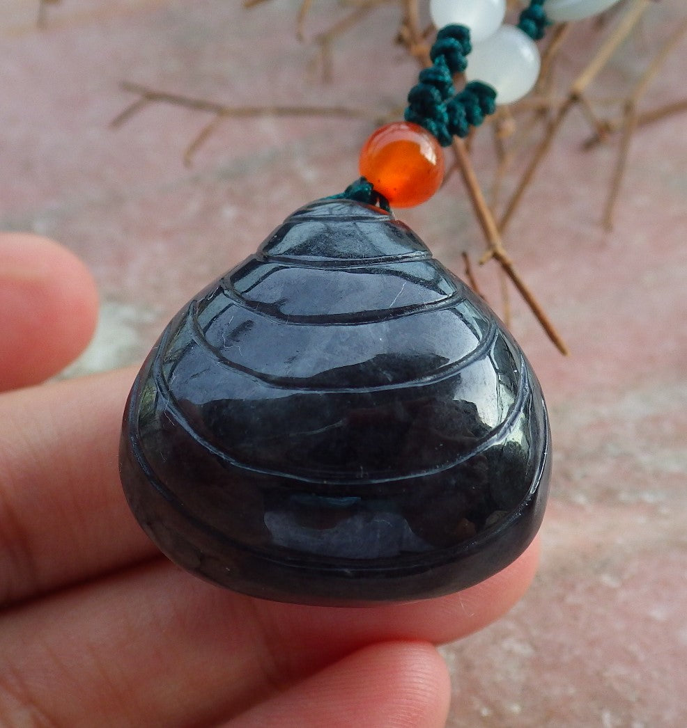 Certified Hand Carved Black Natural Burma A Jade jadeite Leaf Sea Shell Spit Bead Pendant Necklace