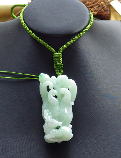 Certified Hand Carved Green Natural Myanmar Burma Grade A Jade jadeite Deer Ginseng Peach Pendant Necklace