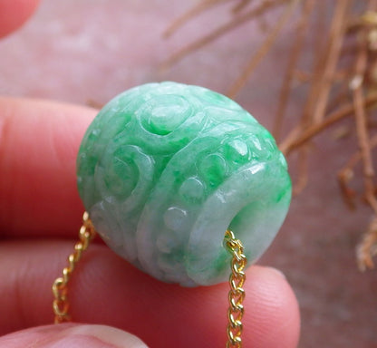 Certified Hand Carved Green Natural Myanmar Burma A Jade Jadeite Barrel Circle Donut Ruyi Pendant Necklace