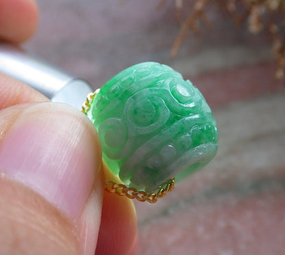 Certified Hand Carved Green Natural Myanmar Burma A Jade Jadeite Barrel Circle Donut Ruyi Pendant Necklace