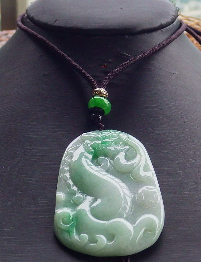 Certified Hand Carved Green 100% Natural Burma A Jade Jadeite Ruyi Dragon Pendant Necklace