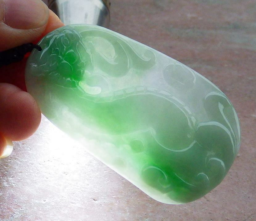 Certified Hand Carved Green 100% Natural Burma A Jade Jadeite Ruyi Dragon Pendant Necklace