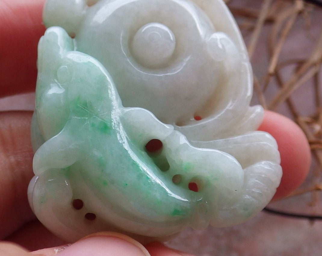 Certified Hand Carved Green Natural Myanmar Burma Grade A Jade Jadeite Dolphin Fish Ruyi Pendant Necklace