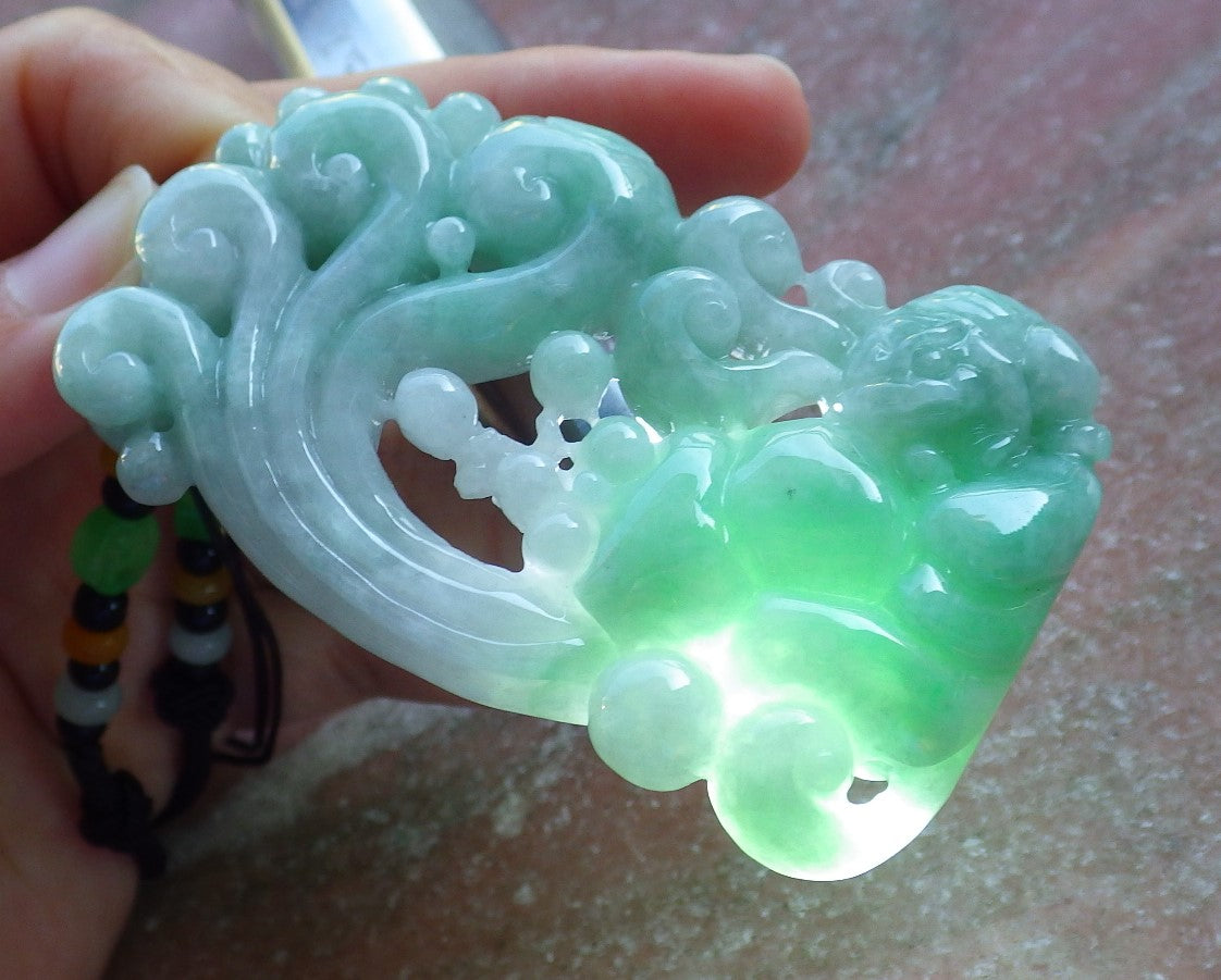 Certified Hand Carved Natural Green Myanmar Burma A Jade jadeite Frog Toad Lotus Flower Pendant Necklace