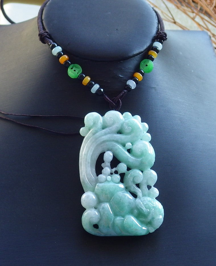 Certified Hand Carved Natural Green Myanmar Burma A Jade jadeite Frog Toad Lotus Flower Pendant Necklace