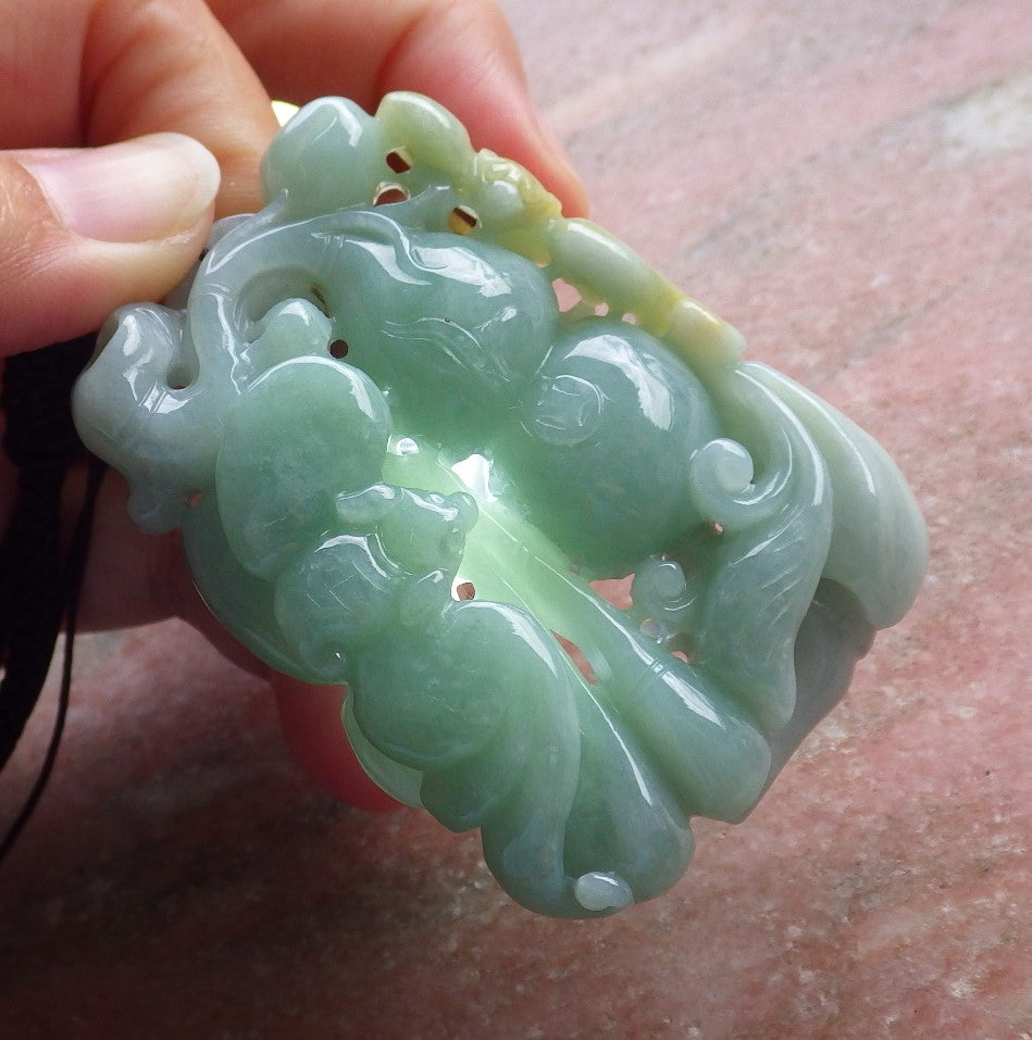 Certified Hand Carved Green Yellow Natural Myanmar Burma A Jade jadeite Bat Gourd Peach Pendant Necklace