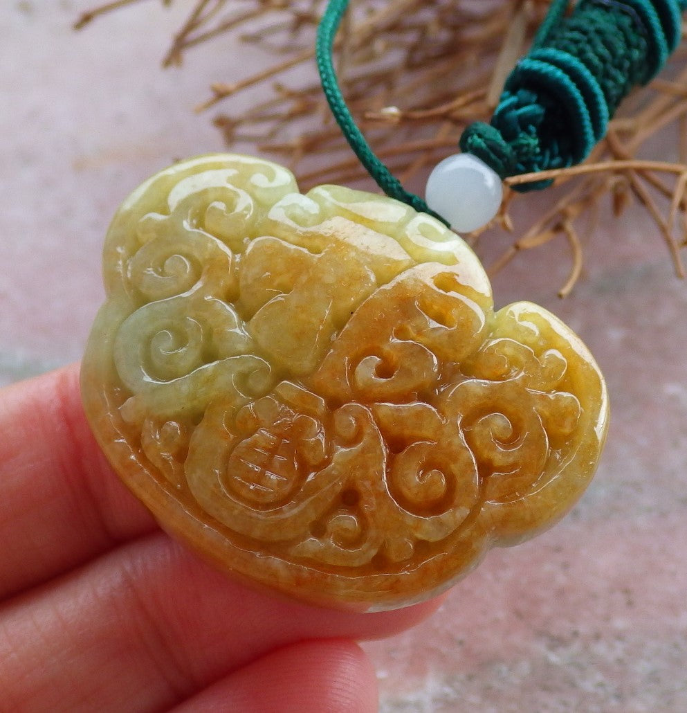 Certified Hand Carved Green Yellow Natural Myanmar Burma A Jade jadeite Bat Fu Lotus Ruyi Flower Pendant Necklace