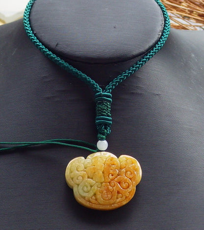 Certified Hand Carved Green Yellow Natural Myanmar Burma A Jade jadeite Bat Fu Lotus Ruyi Flower Pendant Necklace