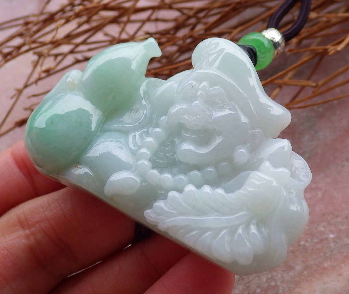 Certified Hand Carved Green Natural Myanmar Burma Grade A Jade jadeite Ji Kung Buddha God Pendant Necklace