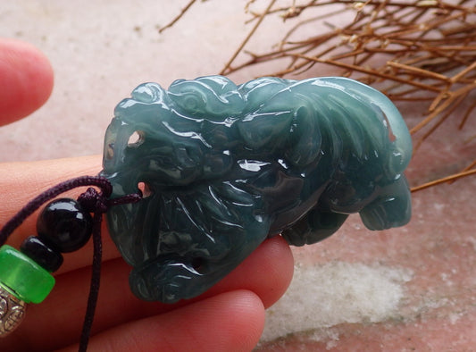 Certified Hand Carved Natural Green Myanmar Burma A Jade jadeite Flying Dragon Pi Xiu Pendant Necklace