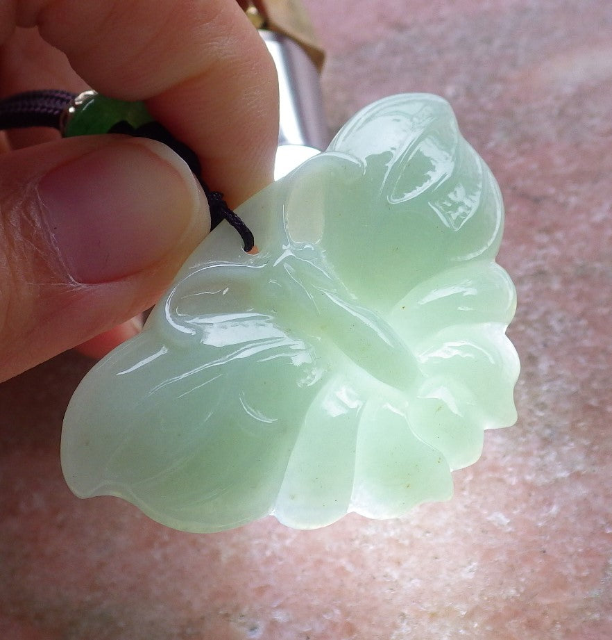 Certified Hand Carved Green Natural Myanmar Burma A Jade Jadeite Butterfly Pendant Necklace