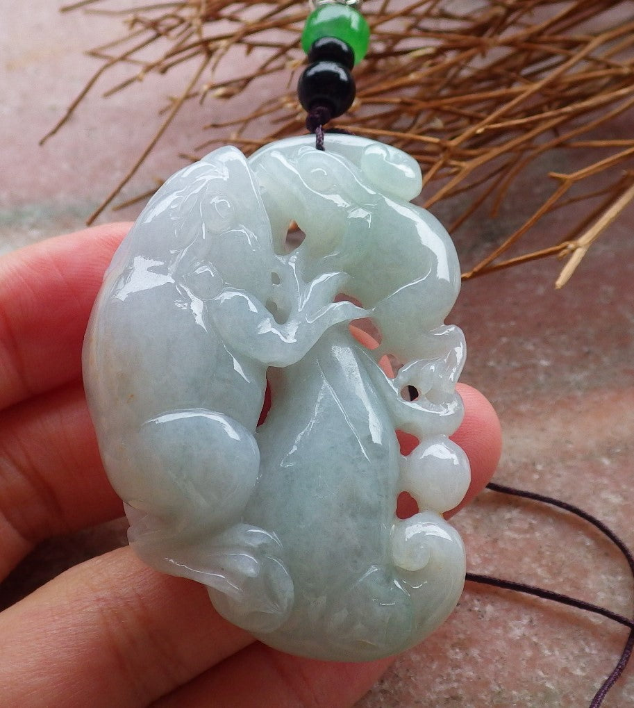 Certified Hand Carved Green Natural Myanmar Burma A Jade Jadeite Pendant Frog Toad Ruyi Pendant Necklace