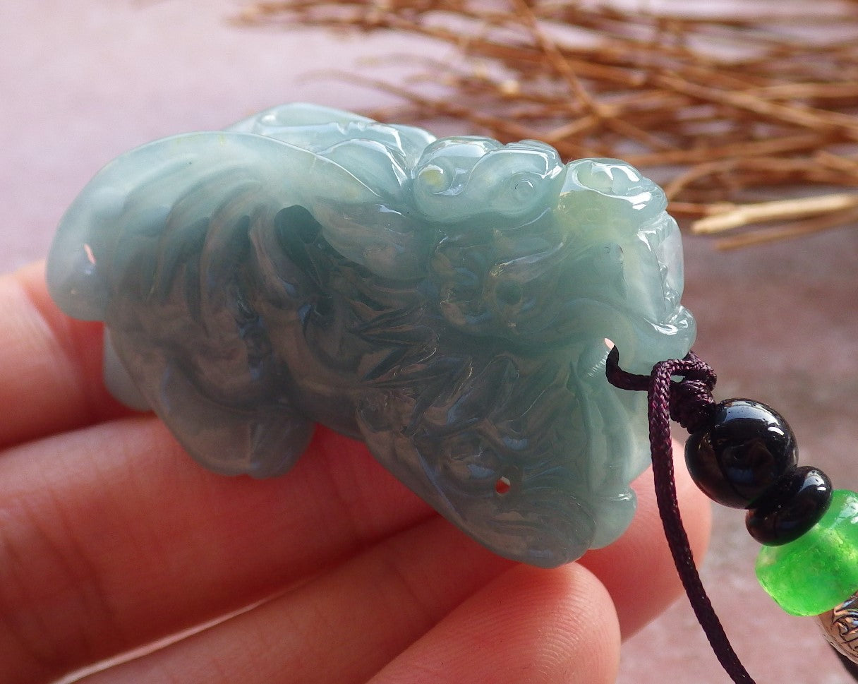 Certified Hand Carved Natural Green Myanmar Burma A Jade jadeite Flying Dragon Pi Xiu Pendant Necklace