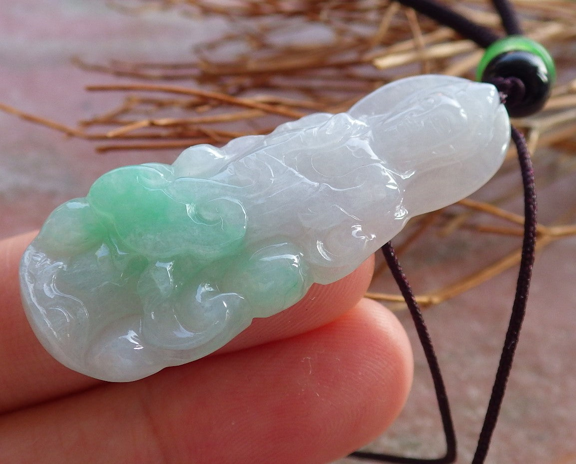 Certified Natural Hand Carved Myanmar Burma A Jade jadeite Guanyin Kwan Yin God Pendant Necklace