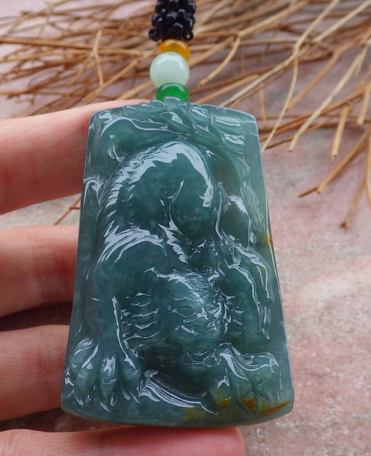 Certified Hand Carved Green Natural Myanmar Burma A Jade jadeite Tiger Bead Ruyi Pendant Necklace