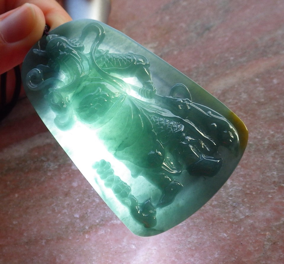 Certified Hand Carved Green Natural Myanmar Burma A Jade jadeite Guan Gong God Sword Pendant Necklace