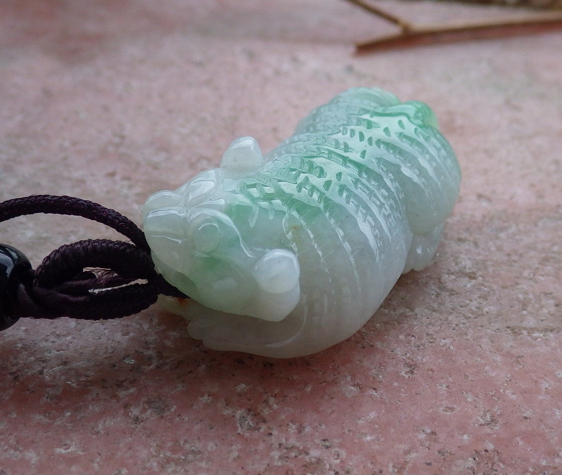 Certified Hand Carved Green Natural Myanmar Burma A Jade jadeite Zodiac Tiger Pendant Necklace