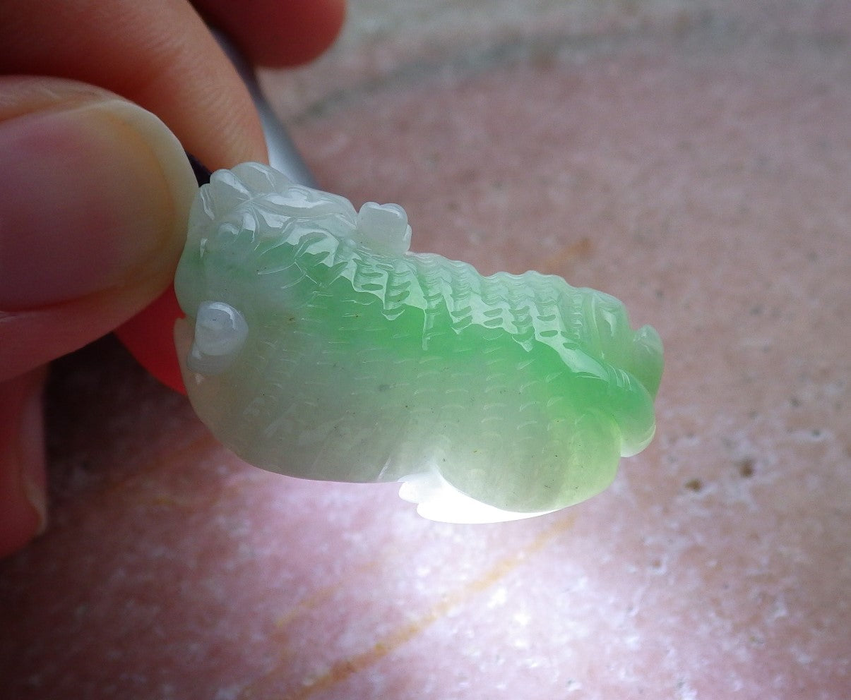 Certified Hand Carved Green Natural Myanmar Burma A Jade jadeite Zodiac Tiger Pendant Necklace