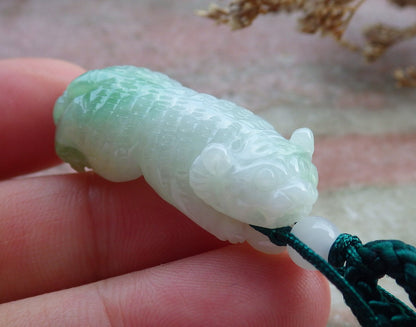 Certified Hand Carved Green Natural Myanmar Burma A Jade Jadeite Zodiac Tiger Pendant Necklace