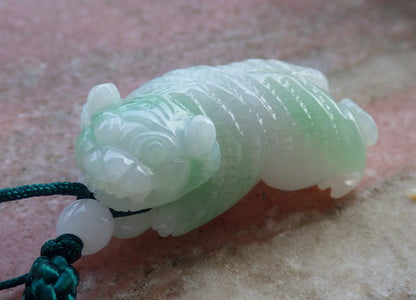 Certified Hand Carved Green Natural Myanmar Burma A Jade Jadeite Zodiac Tiger Pendant Necklace