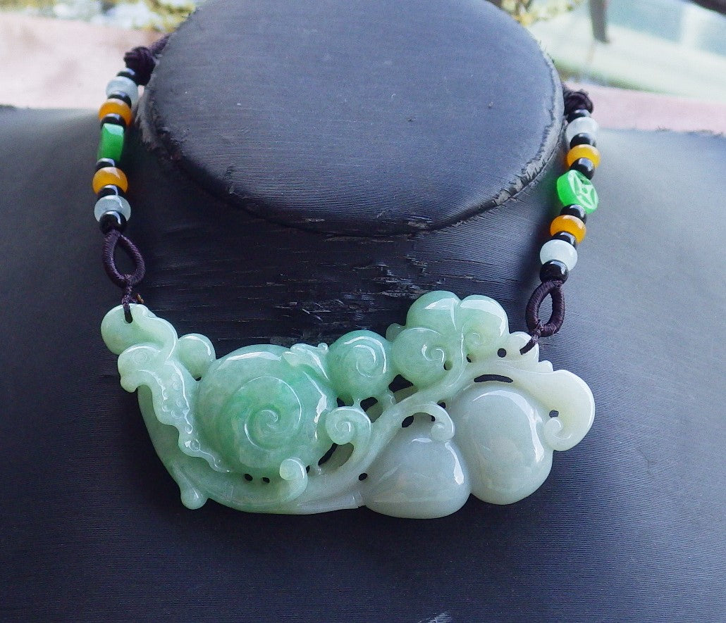 Certified Hand Carved Natural Myanmar Burma A Jade jadeite Snail Ruyi Gourd Pendant Necklace