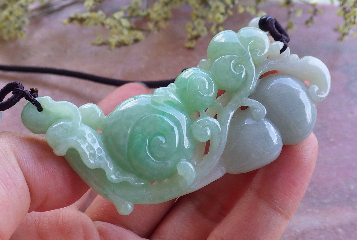 Certified Hand Carved Natural Myanmar Burma A Jade jadeite Snail Ruyi Gourd Pendant Necklace