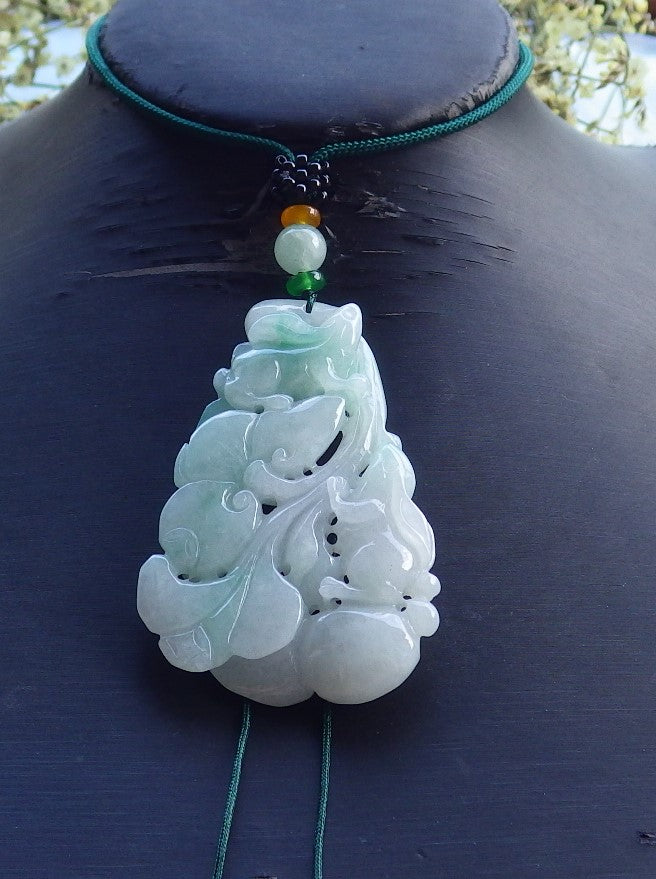 Certified Hand Carved Natural Green Myanmar Burma A Jade jadeite Zodiac Rabbit Lotus Flower Pendant Necklace