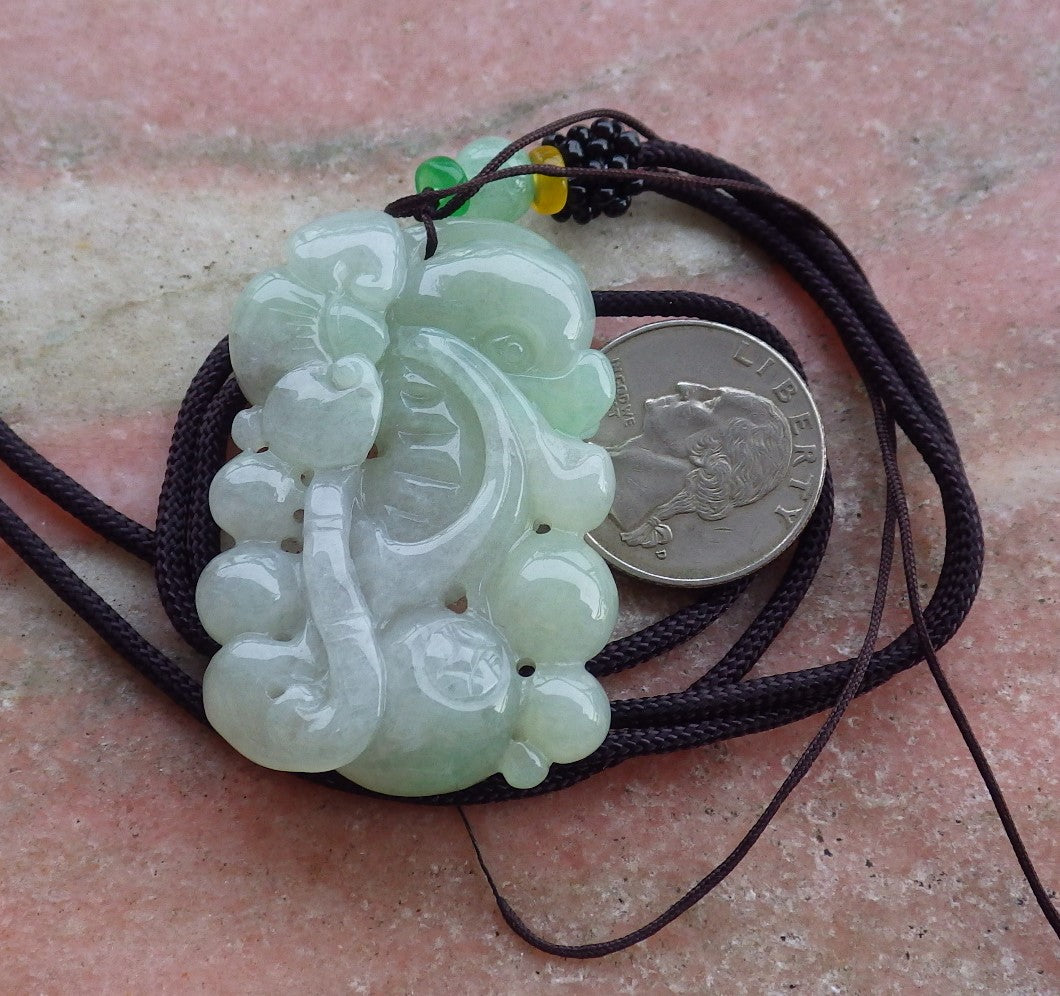 Certified Hand Carved Natural Myanmar Burma A Jade jadeite Sea Horse Pendant Necklace