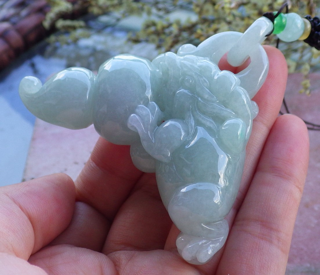 Certified Hand Carved Natural Myanmar Burma A Jade Jadeite Frog Toad Pendant Necklace