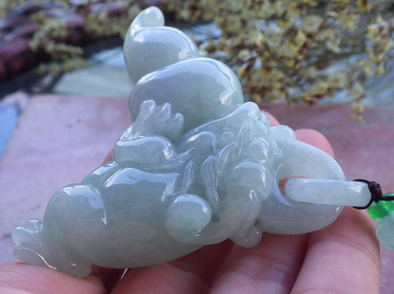 Certified Hand Carved Natural Myanmar Burma A Jade Jadeite Frog Toad Pendant Necklace