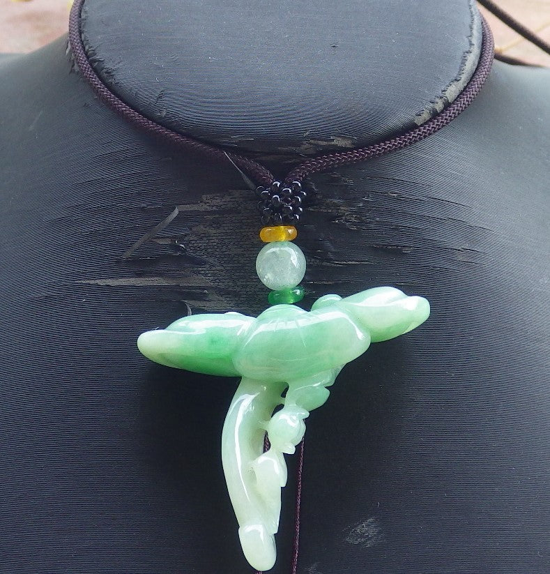 Certified Hand Carved Green Natural Myanmar Burma A Jade jadeite Bat Lotus Ruyi Pendant Necklace