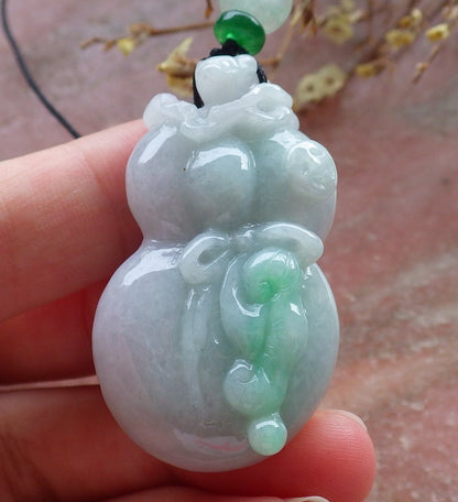 Certified Hand Carved Green Natural Myanmar Burma A Jade jadeite Bat Money Coin Bag Pendant Necklace