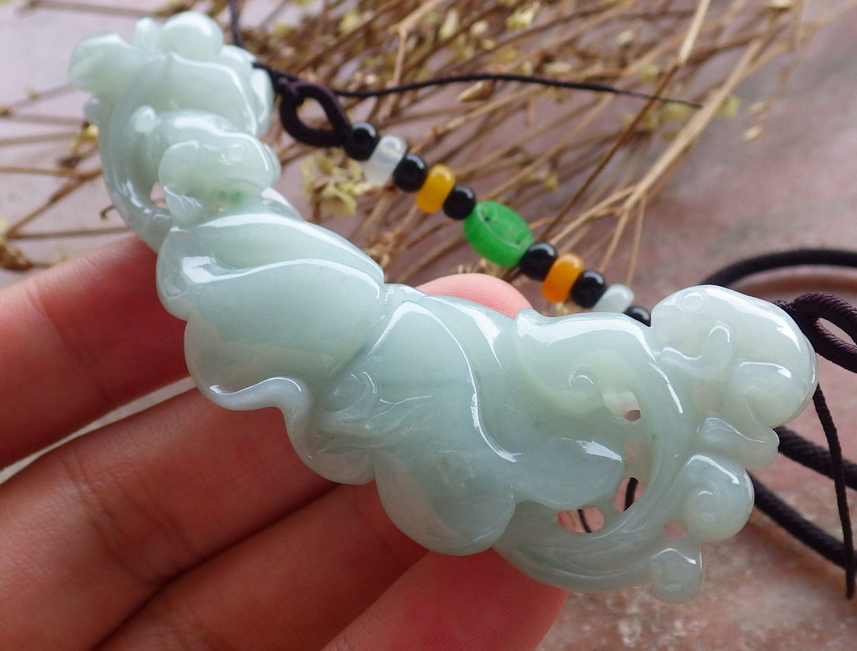 Certified Hand Carved Natural Green Myanmar Burma Grade A Jade jadeite Frog Toad Lotus Pendant Necklace