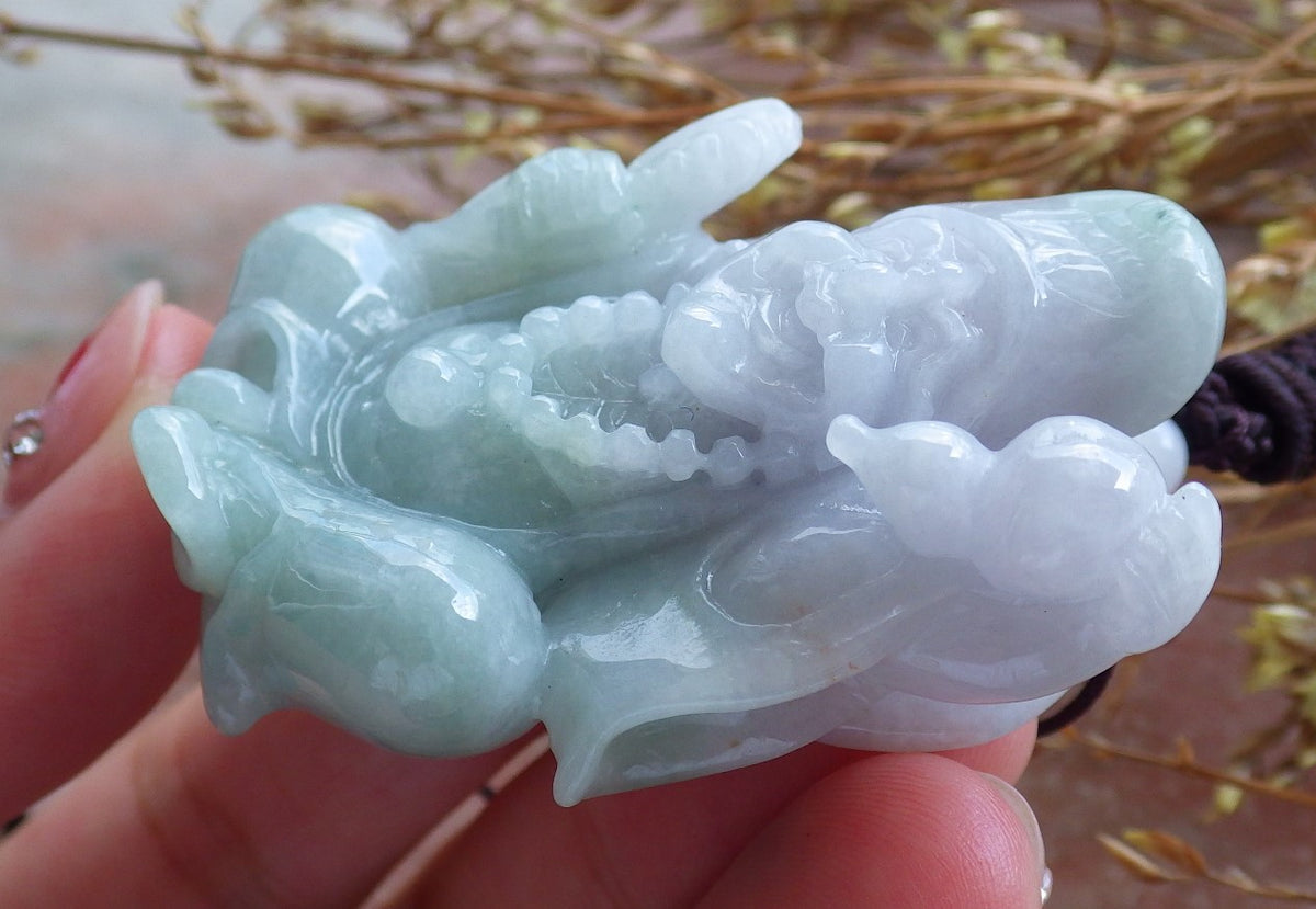 Certified Hand Carved Green Natural Myanmar Burma Grade A Jade jadeite Ji Kung Buddha God Pendant Necklace