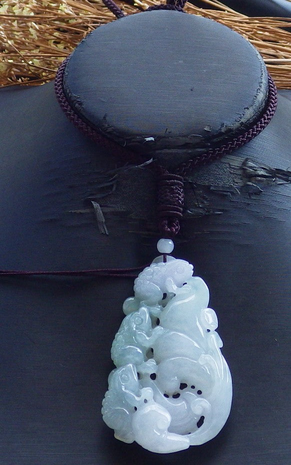 Certified Hand Carved Natural Myanmar Burma A Jade jadeite Frog Toad Lotus Lucky Amulet Pendant Necklace
