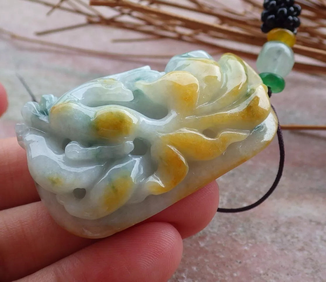 Certified Hand Carved Natural Myanmar Burma Grade A Jade Jadeite Fox Lucky Amulet Pendant Necklace