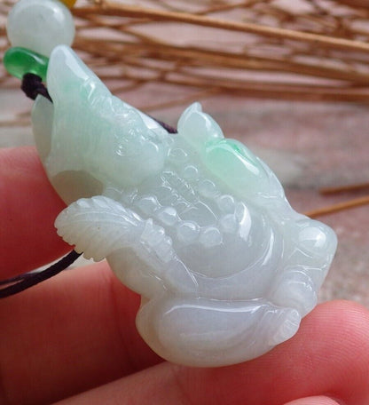Certified Hand Carved Green Natural Myanmar Burma Grade A Jade jadeite Ji Kung Buddha God Pendant Necklace