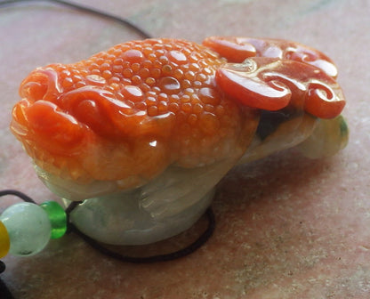 Certified Hand Carved Natural Myanmar Burma A Jade Jadeite Frog Toad Ruyi Money Coin Pendant Necklace