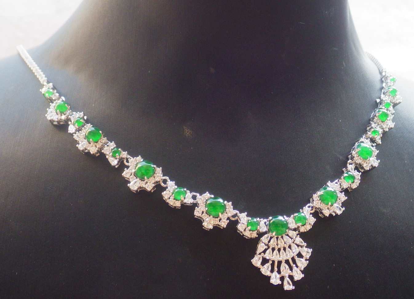 Certified Sterling Silver 925 Natural Myanmar Burma Grade A Hand Carved Jade Jadeite Icy Green Cabochon Pendant Necklace