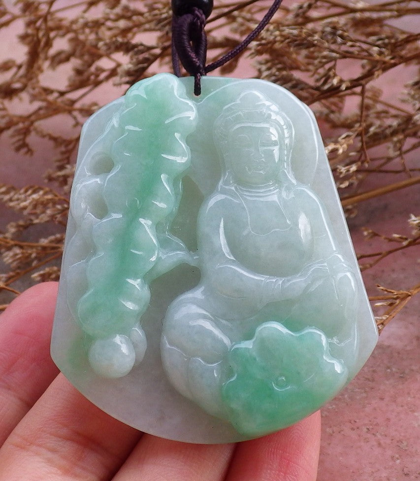 Certified Hand Carved Green 100% Natural Myanmar Burma A Jade Jadeite Guanyin Kwan yin Fish Pendant Necklace