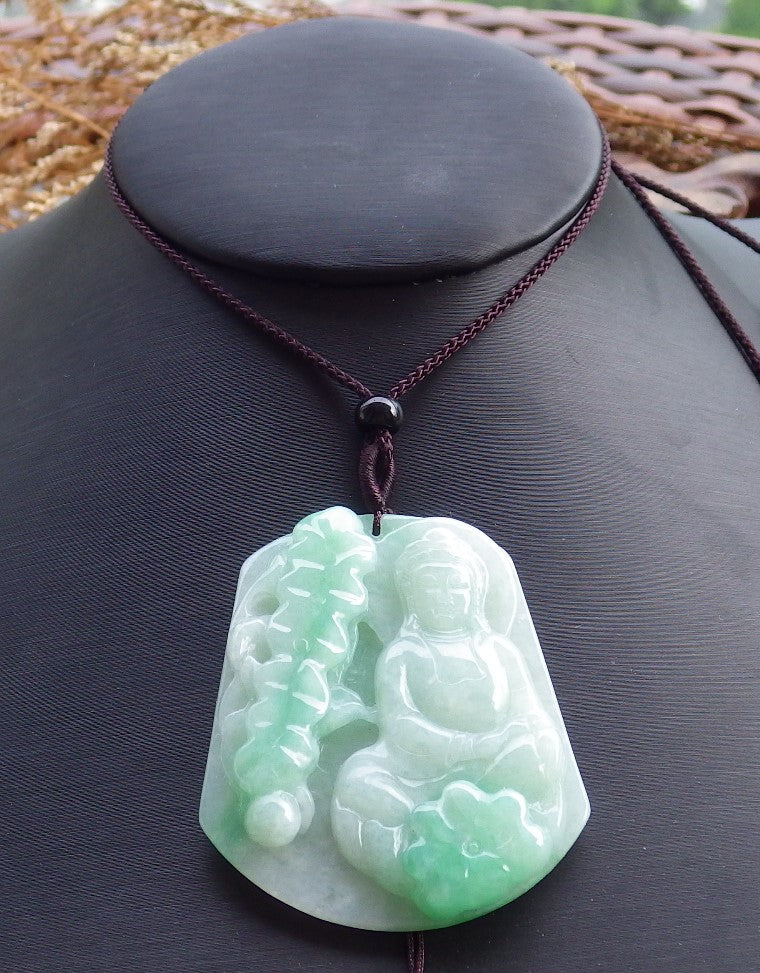 Certified Hand Carved Green 100% Natural Myanmar Burma A Jade Jadeite Guanyin Kwan yin Fish Pendant Necklace