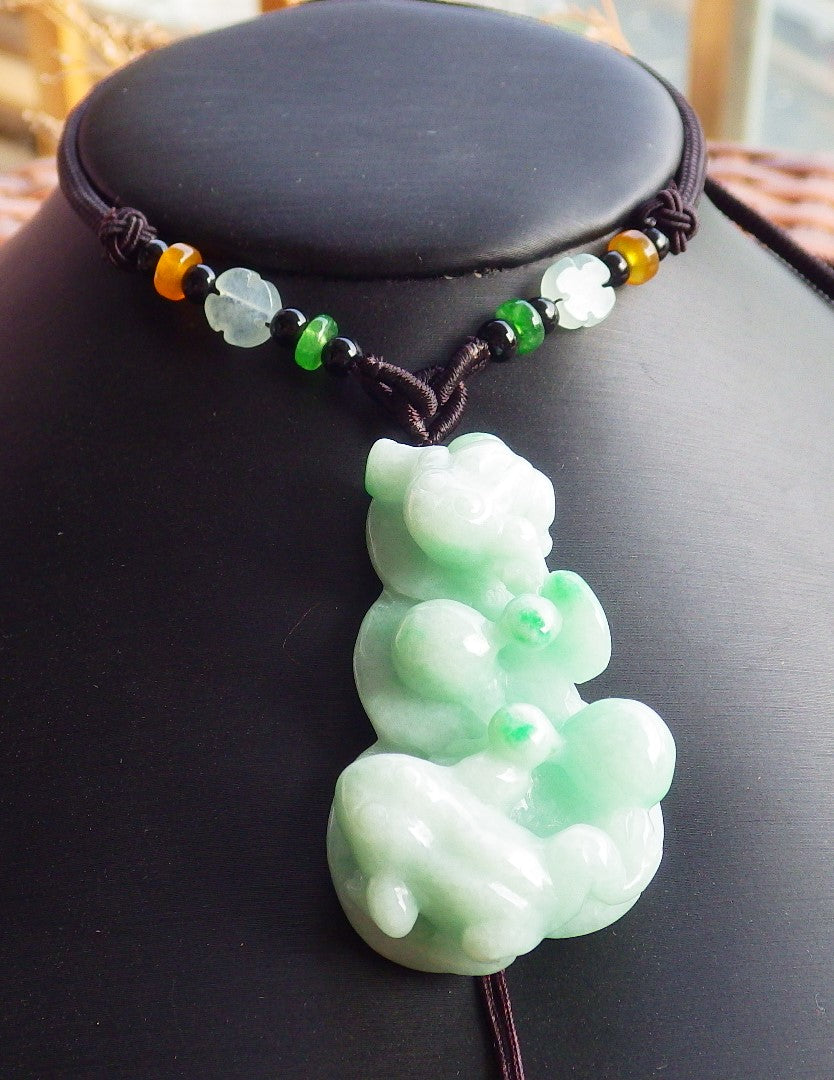 Certified Hand Carved Natural Myanmar Burma A Jade Jadeite Frog Toad Pendant Necklace