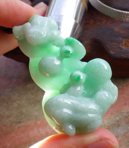 Certified Hand Carved Natural Myanmar Burma A Jade Jadeite Frog Toad Pendant Necklace