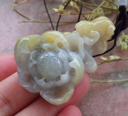 Certified Hand Carved Yellow 100% Natural Burma Grade A Jade Jadeite Lotus Flower Frog Pendant Necklace