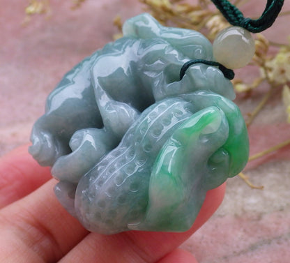 Certified Hand Carved Green 100% Natural Myanmar Burma A Jade Jadeite Ruyi Pi Xiu Peanut Pendant Necklace