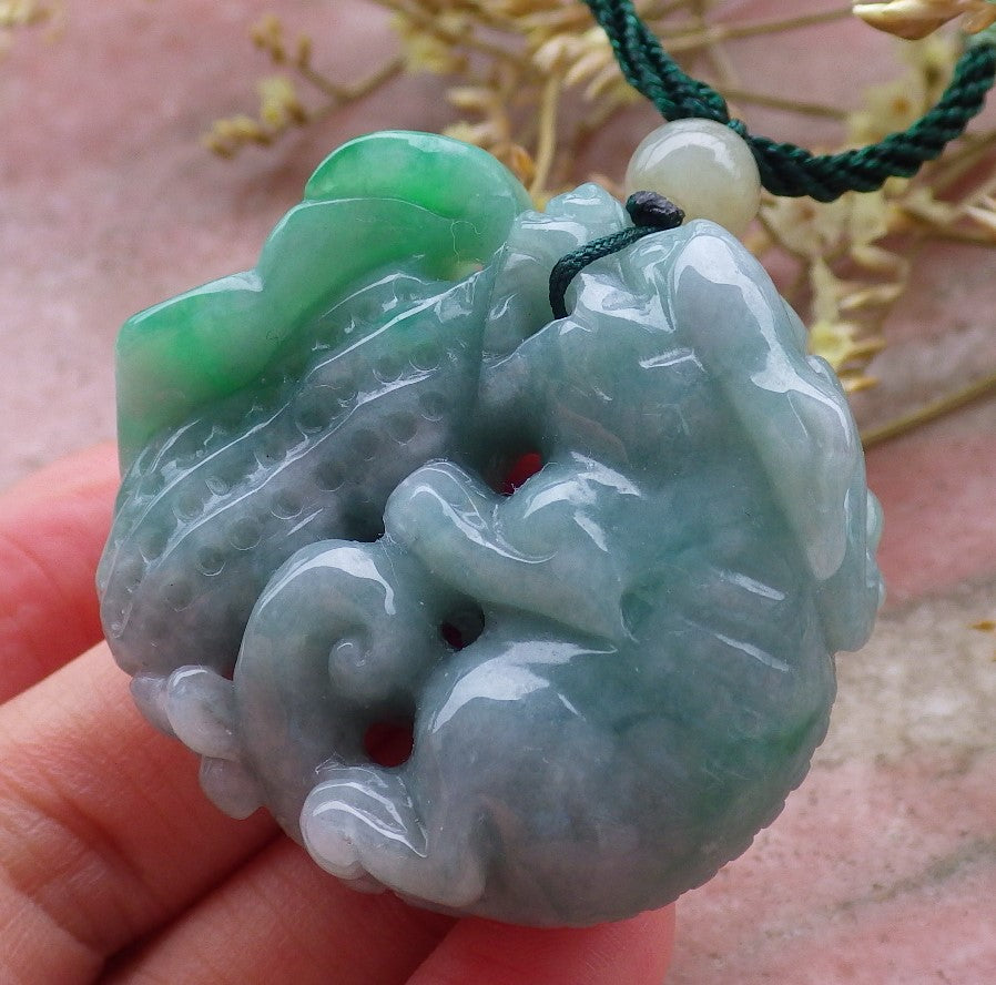 Certified Hand Carved Green 100% Natural Myanmar Burma A Jade Jadeite Ruyi Pi Xiu Peanut Pendant Necklace